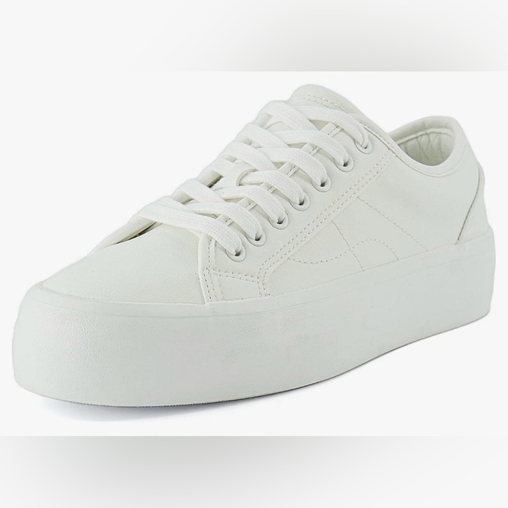 CUSHIONAIRE Women's Tag Memory Foam Platform Lace-Up Sneakers White Size 7.5